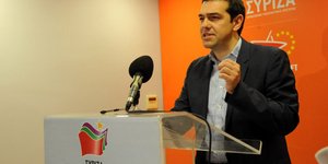 Guardian: Στην Ελλάδα νίκησε η άκρα Αριστερά και οι νεοναζιστές της Χρυσής Αυγής