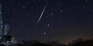 Βροχή μετεωριτών το βράδυ της Παρασκευής: Οι Βοωτίδες θα φωτίσουν το νυχτερινό ο