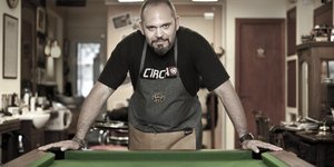 Barber Shop: Το «μαγικό κουρείο» που παραπέμπει στις δεκαετίες του '40 και του '