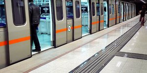 Επιστράτευση τέλος για τους εργαζομένους στις Σταθερές Συγκοινωνίες -Με απόφαση