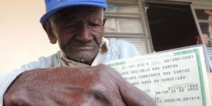 Ο γηραιότερος άνθρωπος στον κόσμο κατοικεί στη Βραζιλία και ισχυρίζεται πως είνα