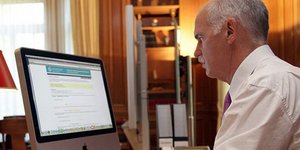 Καθηγητής σε ειδικό σχολείο ο Γιώργος Παπανδρέου -Δίδαξε 50 νέους στο Συμπόσιο τ