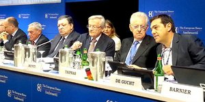 Τσίπρας: Η «καταστρόικα» πρέπει να τελειώσει