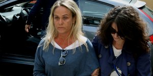 Εξι μήνες με αναστολή στην υποψήφια της Χρυσής Αυγής
