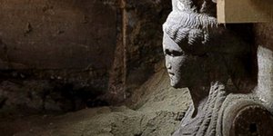 Αμφίπολη: Μάχη με το χώμα που κλείνει τον τάφο και κρύβει τα μυστικά