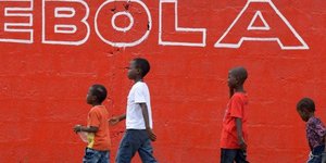 Στοιχεία σοκ από την Unicef: Τουλάχιστον 3.700 παιδιά έμειναν ορφανά λόγω Εμπολα