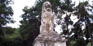 Τα «ορφανά» μάρμαρα του Λέοντα της Αμφίπολης -Πώς βρέθηκαν και πού ήταν τοποθετη