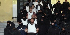 Ανατροπή στη δίκη των Πυρήνων της Φωτιά: Για ποιους προτείνει ενοχή και για ποιο