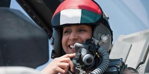 H γυναίκα που βομβαρδίζει τους τζιχαντιστές -Η πρώτη πιλότος των Ηνωμένων Αραβικ