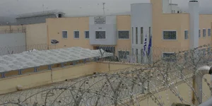 Aγριο επεισόδιο στις φυλακές Δομοκού -Ισοβίτες μαχαίρωσαν συγκρατούμενό τους 