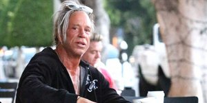 Η κατάντια του Μίκι Ρουρκ: Αναμαλλιασμένος