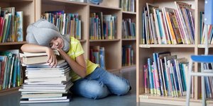 Τα πιο τρελά αξεσουάρ ύπνου -15 αντικείμενα που φέρνουν γέλια και νύστα [εικόνες