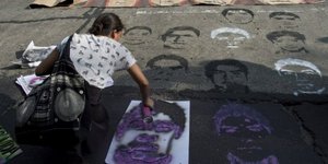 Θρήνος στο Μεξικό: Βρέθηκαν οι σοροί των 43 φοιτητών που είχαν εξαφανιστεί -Τους