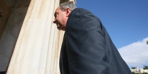 Θερμή υποδοχή στον Κώστα Καραμανλή (EUROKINISSI-ΜΠΟΛΑΡΗ ΤΑΤΙΑΝΑ)