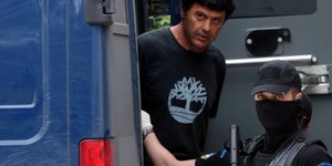 Το νέο λουκ του Χριστόδουλου Ξηρού και τα όσα απίστευτα είπε για να πάρει αναβολή [εικόνες]