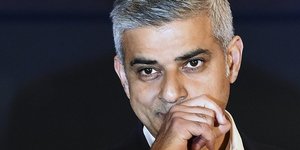 (AΠΕ/ EPA/ ANDY RAIN)