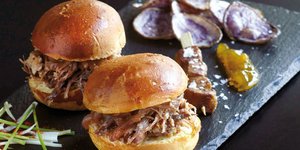 «Stay Hungry Bitch»