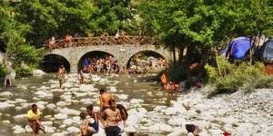 38o River Party