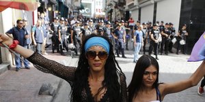 (φωτογραφίες: Sedat Suna/EPA/ΑΠΕ)