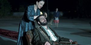 Ορέστεια: Καρυοφύλλια Καραμπέτη-Νίκος Κουρής 