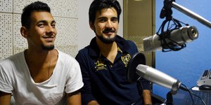 Τις φωτογραφίες παραχώρησαν οι ραδιοφωνικοί παραγωγοί στο ΑΠΕ-ΜΠΕ