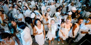 ΦΩΤΟΓΡΑΦΙΑ ΑΡΧΕΙΟΥ: Facebook /Diner en Blanc -New York