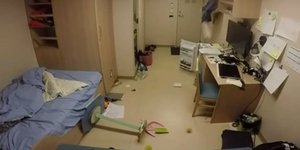 Τι συμβαίνει μέσα σε μία καμπίνα πλοίου την ώρα της θαλασσοταραχής