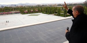 Φωτογραφία: AP Photo/Presidential Press Service