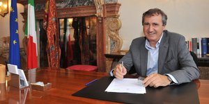 O δήμαρχος της Βενετίας Λουϊτζι Μπρουνιάρο (Φωτογραφία: ΑΡ)