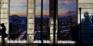 Ο ΕΝΦΙΑ θα πληρωθεί με τις επιστροφές φόρου /Φωτογραφία: Associated Press