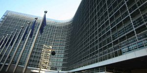 Εκπρόσωπος Τύπου της Κομισιόν απέφυγε να σχολιάσει ευθέως την απόφαση της καναδικής εταιρίας / Φωτογραφία: (EUROKINISSI/ΧΡΗΣΤΟΣ ΜΠΟΝΗΣ)