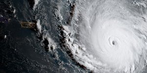 Ιρμα Τρόμος στην Καραϊβική από τον ισχυρότερο τυφώνα όλων των εποχών 01