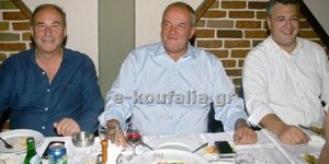 Με στελέχη της ΝΔ δείπνησε ο Κώστας Καραμανλής