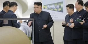 Παρά τις κυρώσεις