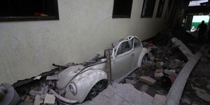 Φωτογραφία:  Στους 251 ανέρχεται ο αριθμός των νεκρών στο Μεξικό/Associated Press