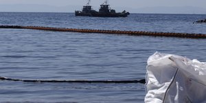 Πολλαπλές οι συνέπειες της πρωτοφανούς ρύπανσης (Φωτογραφία: EUROKINISSI/ΓΙΩΡΓΟΣ ΚΟΝΤΑΡΙΝΗΣ)