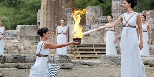 Με πρωθιέρεια την Κατερίνα Λέχου / Φωτογραφίες: intimenews ΚΩΤΣΙΑΡΗΣ ΓΙΑΝΝΗΣ