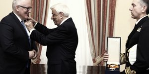 Για τη συμβολή του σε Ευρώπη και προσφυγικό