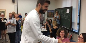 Ο Ζεράρ Πικέ την ώρα που ψηφίζει (Φωτογραφία: Twitter)