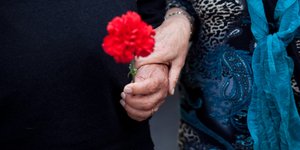 Μαμά και γιος ζουν μαζί σε οίκο ευγηρίας (Φωτογραφία αρχείου: AP/ Armando Franca)