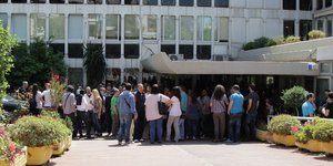 Για ανανέωση δελτίων