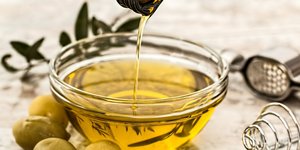Ο ΕΦΕΤ καλεί τους καταναλωτές που έχουν στη κατοχή τους τα εμφανιζόμενα ως Εξαιρετικά Παρθένα Ελαιόλαδα