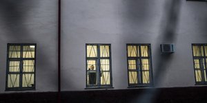 «Σχεδόν μηδενική κατανάλωση ενέργειας από το 2021» φωτογραφία: AP images