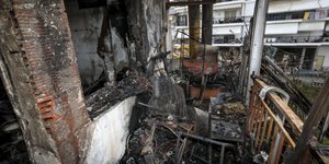 Φονική πυρκαγιά στην Κατερίνη (Φωτογραφία: MOTIONTEAM/ΒΑΣΙΛΗΣ ΒΕΡΒΕΡΙΔΗΣ)