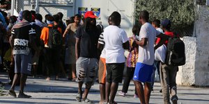 Παραμένουν υπεράριθμοι οι πρόσφυγες στα νησιά Βορειοανατολικού Αιγαίου (Φωτογραφία: IntimeNews)