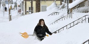 Ενάμιση μέτρο χιόνι έριξε σε δυο μέρες στην πόλη Ήρι της Πενσυλβάνια (Φωτογραφία: ΑΡ)