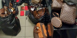 Συνελήφθησαν μία γυναίκα 48 ετών