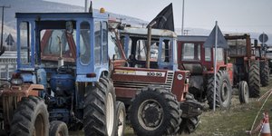 Συνεχίζουν τις κινητοποιήσεις οι αγρότες (Φωτογραφία: EUROKINISSI/ΘΑΝΑΣΗΣ ΚΑΛΛΙΑΡΑΣ)
