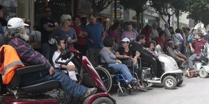 Στο ΦΕΚ δημοσιεύτηκε η απόφαση για τα προνοιακά επιδόματα στα ΑμΕΑ/ Φωτογραφία: Eurokinissi