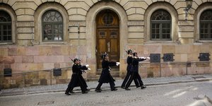 Για ασφάλεια